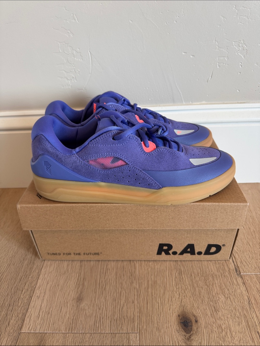 Rad global Manny One